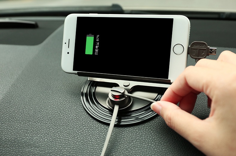 手机电子狗好用吗_街拍用手机什么软件好_怎样用手机拍电子照片