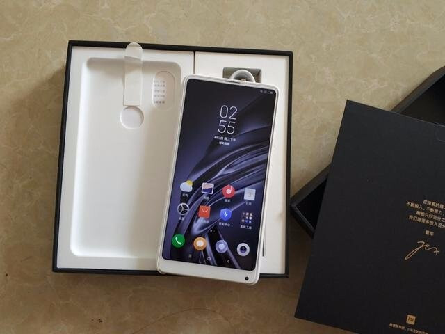 我卖了iPhone8,换了一部小米mix2S,太划算了