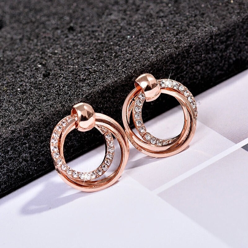 拯救脸型,从一副耳环开始