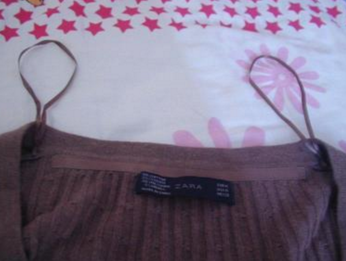 衣服里两根带子有啥用?女生一定要知道,别不在