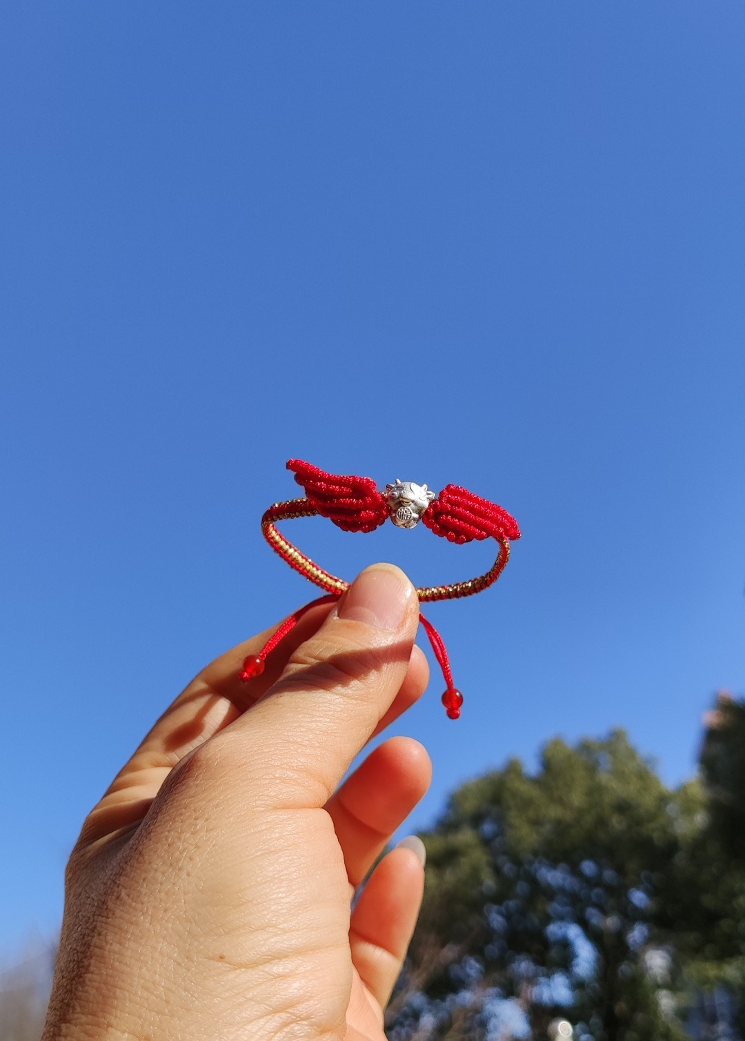 牛气冲天手工编制小红绳