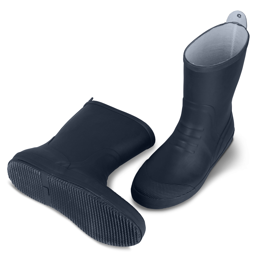 别让寒冷冻伤脚,牛仔裤不能搭旅游鞋,走哪都是